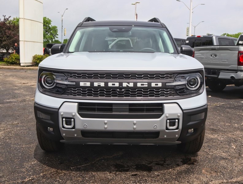 2026 Ford Bronco Sport Badlands | 4X4 | 2.0L | Roof | Tech | Crgo Mgmnt