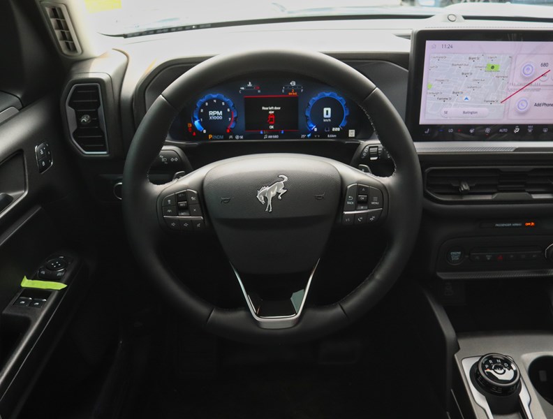 2026 Ford Bronco Sport Badlands | 4X4 | 2.0L | Tech | Roof | Crgo Mgmnt