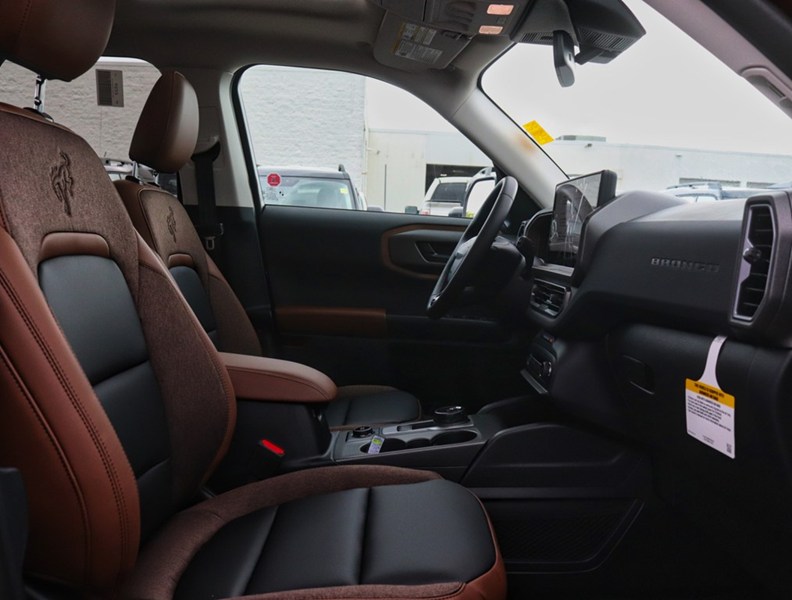 2026 Ford Bronco Sport Outer Banks | 4X4 | 1.5L | Roof | Tech Pkg