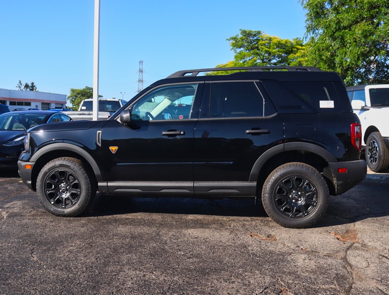 2026 Ford Bronco Sport Badlands | 4X4 | 2.0L | Tech | Roof | Crgo Mgmnt