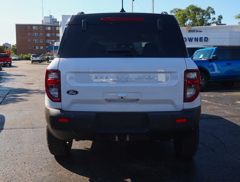 2026 Ford Bronco Sport Badlands | 4X4 | 2.0L | Tech | Roof | Crgo Mgmnt