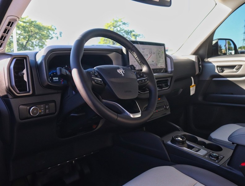 2026 Ford Bronco Sport Badlands | 4X4 | 2.0L | Roof | Tech | Crgo Mgmnt