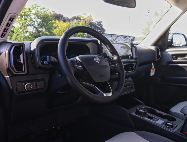 2026 Ford Bronco Sport Badlands | 4X4 | 2.0L | Roof | Tech Pkg