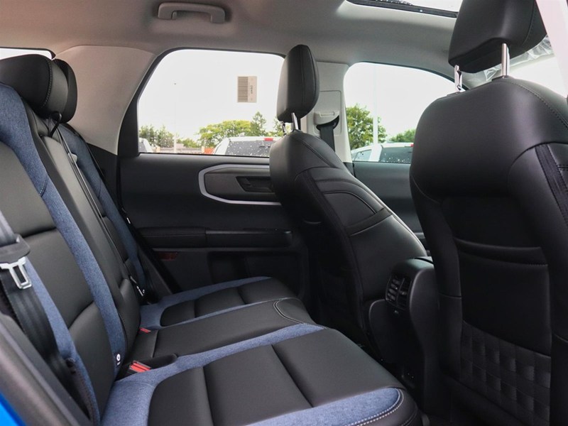 2026 Ford Bronco Sport Outer Banks | 4X4 | 1.5L | Roof | Tech Pkg