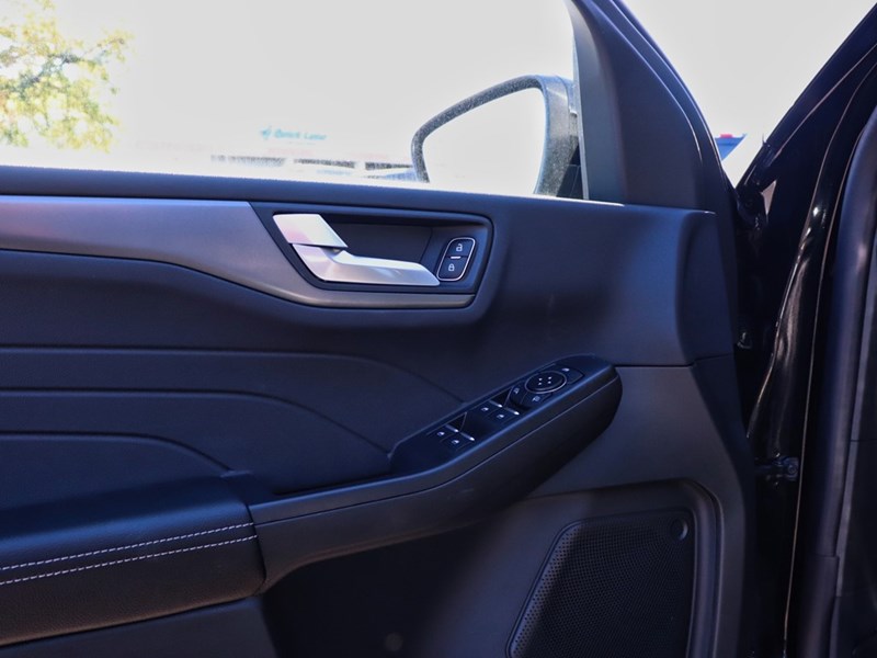 2026 FORD ESCAPE PHEV | HYRBID | ROOF | HTD SEATS | ADPTV CRUISE