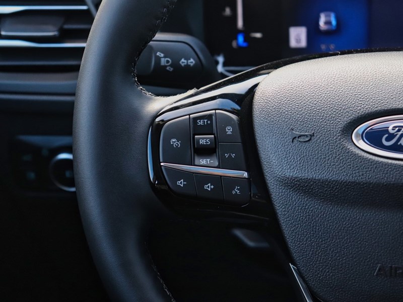 2026 FORD ESCAPE PHEV | HYBRID | ROOF | ADPTV CRUISE | HTD STR WHL