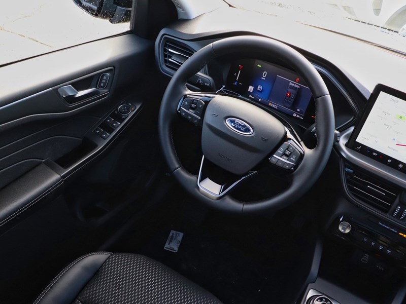 2026 FORD ESCAPE PHEV | HYBRID | ROOF | ADPTV CRUISE | HTD STR WHL