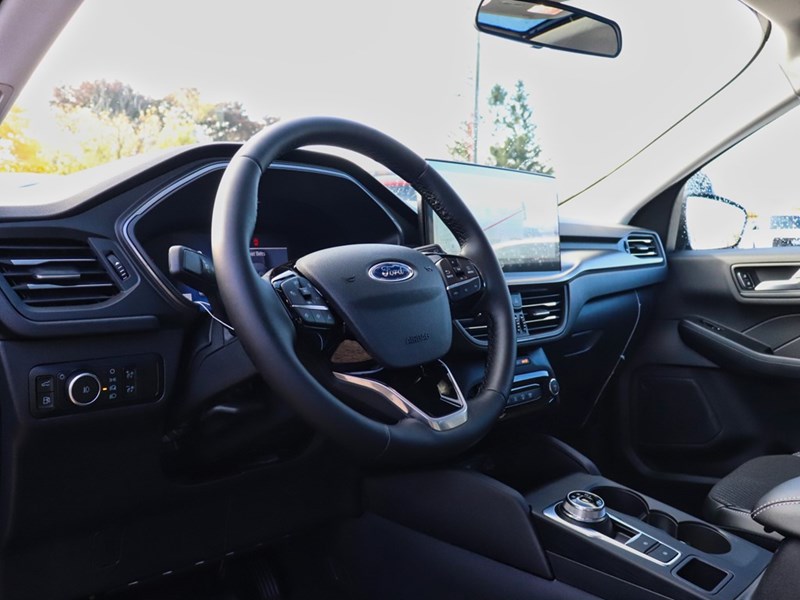 2026 FORD ESCAPE PHEV | HYBRID | ROOF | ADPTV CRUISE | HTD STR WHL