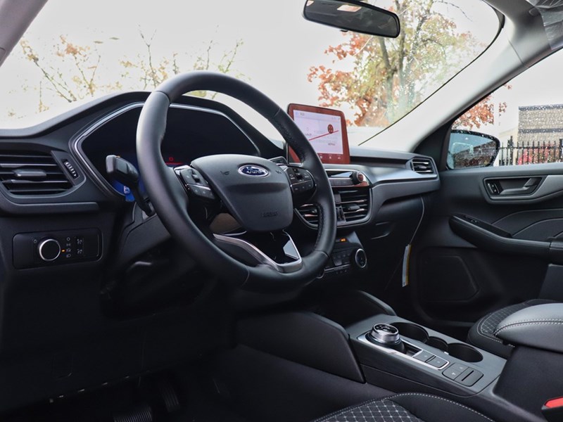 2026 FORD ESCAPE ACTIVE| AWD | 1.5L | HTD STR WHL | BLIS | LED