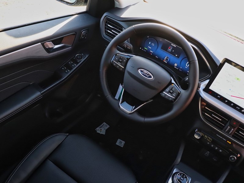 2026 FORD ESCAPE PLATINUM | AWD | HYRBID | ROOF | TOW | 19S