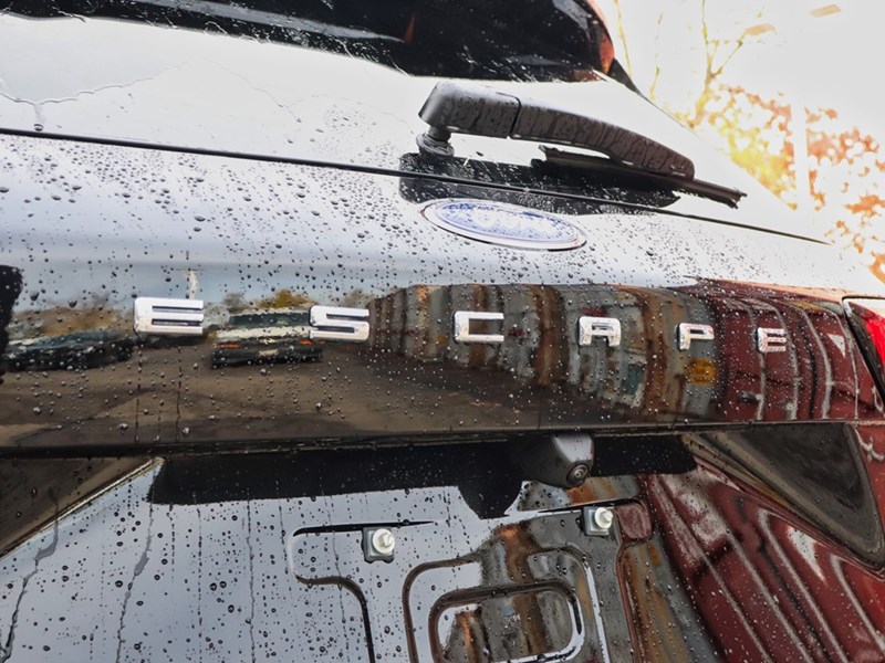 2026 FORD ESCAPE ST-LINE AWD | 4X4 | HYBRID | ROOF | TECH 1 | NAV