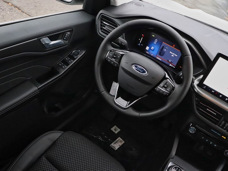 2026 FORD ESCAPE PHEV | HYBRID | ROOF | HTD STR WHL | ADPTV CRUISE