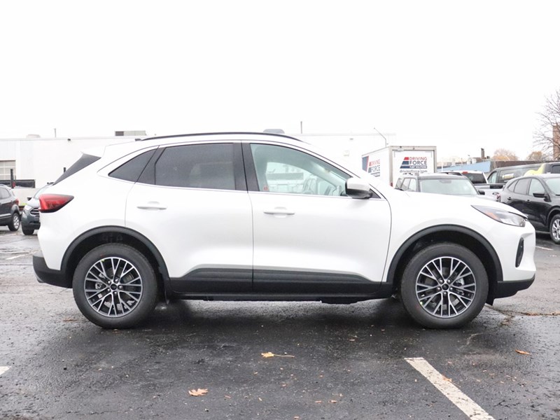 2026 FORD ESCAPE PHEV | HYBRID | ROOF | HTD STR WHL | ADPTV CRUISE