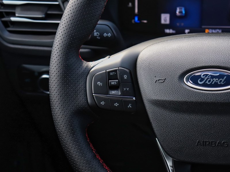 2026 FORD ESCAPE ST-LINE | AWD | 1.5L | TECH PK 1 | HTD STR WHL