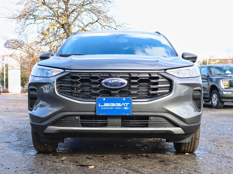 2026 FORD ESCAPE ST-LINE | AWD | 1.5L | TECH PK 1 | HTD STR WHL