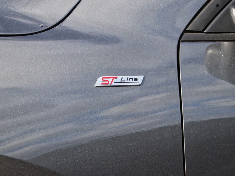 2026 FORD ESCAPE ST-LINE | AWD | 1.5L | TECH PK 1 | HTD STR WHL