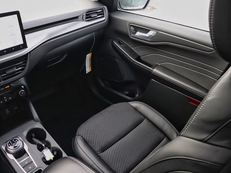 2026 FORD ESCAPE PHEV | PLUG-IN HYRBID | ADPTV CRUISE | ROOF | BLIS