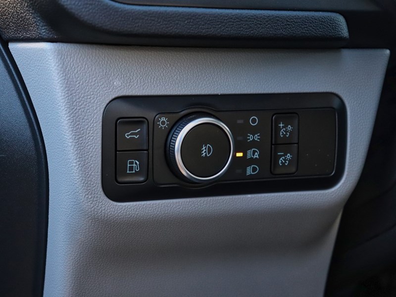 2026 FORD ESCAPE PHEV | PLUG-IN HYRBID | ADPTV CRUISE | BLIS | LED