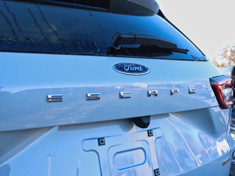 2026 FORD ESCAPE PHEV | PLUG-IN HYRBID | ADPTV CRUISE | BLIS | LED