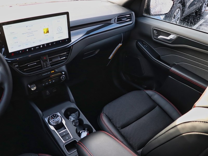 2026 Ford Escape ST-Line | AWD | HYBRID | TECH PK 1 | NAV | ADP CRU