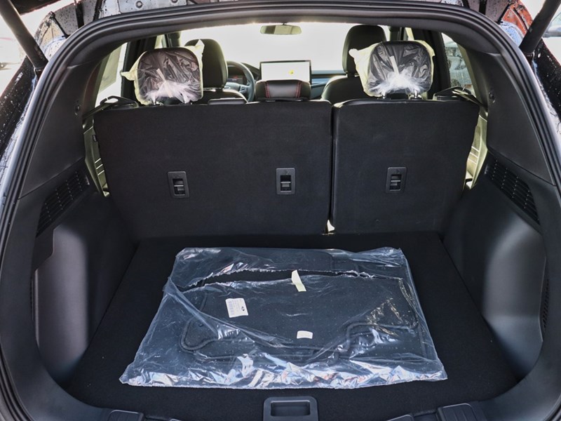 2026 Ford Escape ST-Line | AWD | HYBRID | TECH PK 1 | NAV | ADP CRU