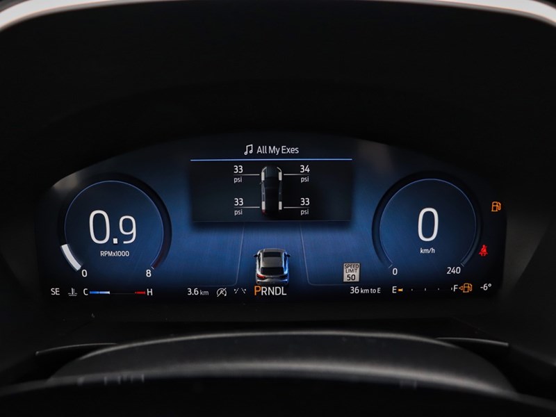 2026 Ford Escape Platinum | AWD | 2.0L | ROOF | TOW | ADP CRU | 19s