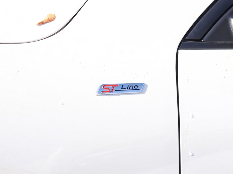 2026 Ford Escape ST-Line | AWD | HYBRID |  TECH | HTD STR WHL | NAV