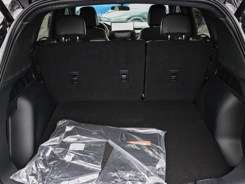 2026 Ford Escape St-Line | AWD | Hybrid | Tech Pkg 1