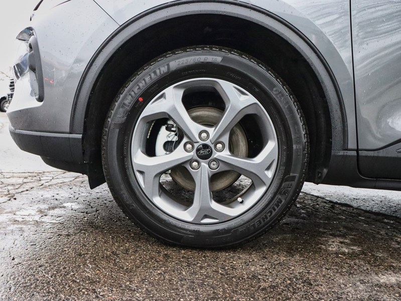 2026 Ford Escape St-Line | AWD | Hybrid | Tech Pkg | Roof