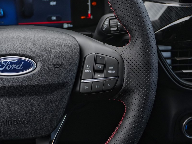 2026 Ford Escape St-Line | AWD | Hybrid