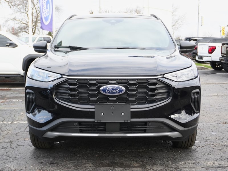 2026 Ford Escape St-Line | AWD | Hybrid