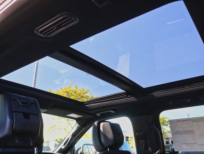 2026 Ford Expedition Max Platinum Max | 4X4 | Stealth Pkg | Conn Pkg