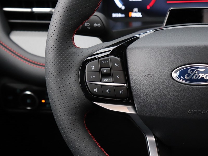 2026 Ford Explorer ST-Line | 4WD | ROOF | PREM PKG | STREET PK | 21s