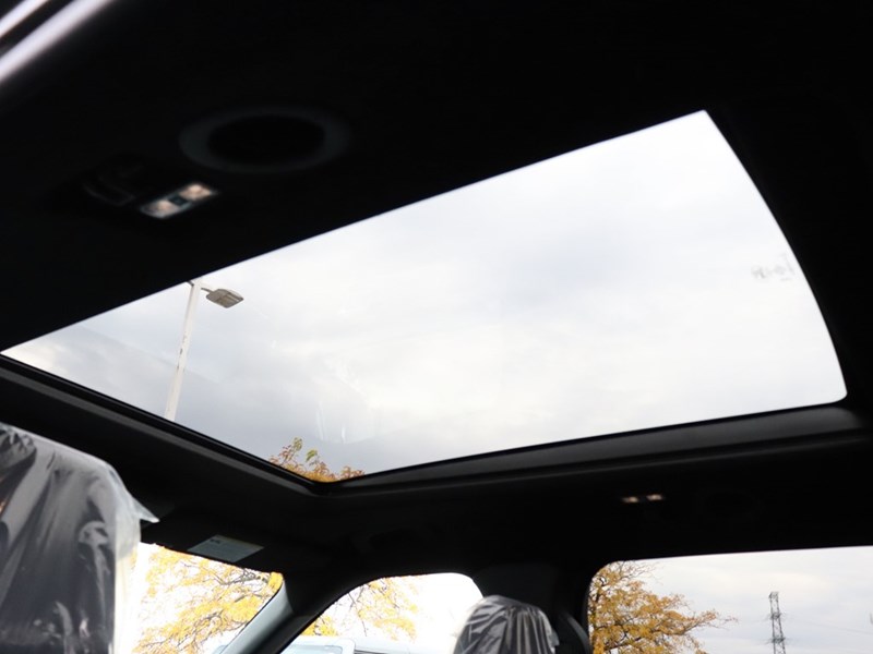 2026 Ford Explorer ST-Line | 4WD | ROOF | PREM PKG | STREET PK | 21s