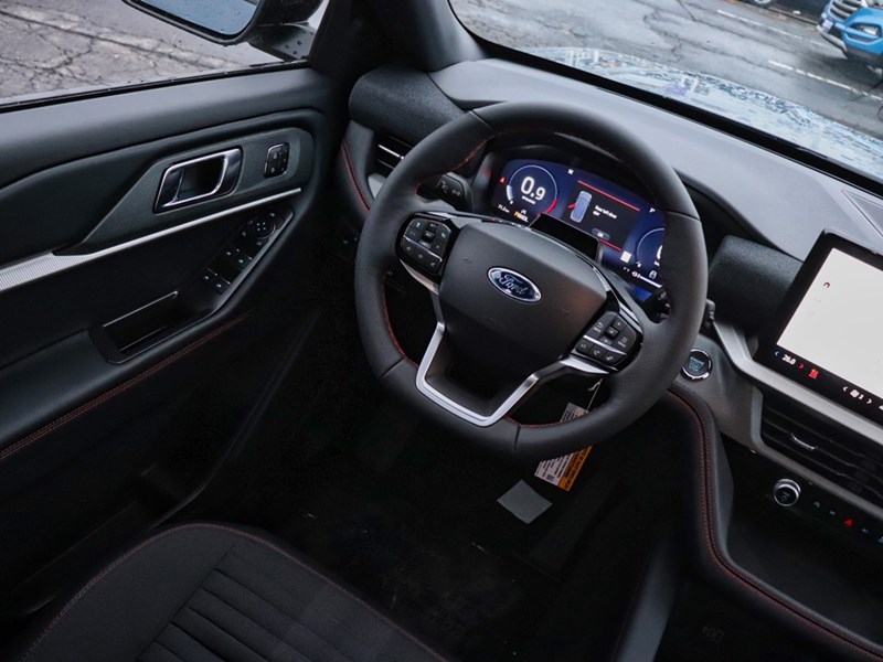 2026 Ford Explorer ST-Line | 4WD | ROOF | PREM PKG | ST-LN STREET PK