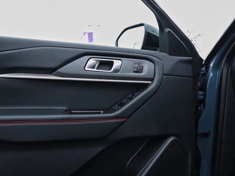 2026 Ford Explorer ST-Line | 4WD | ROOF | PREM PKG | ST-LN STREET PK