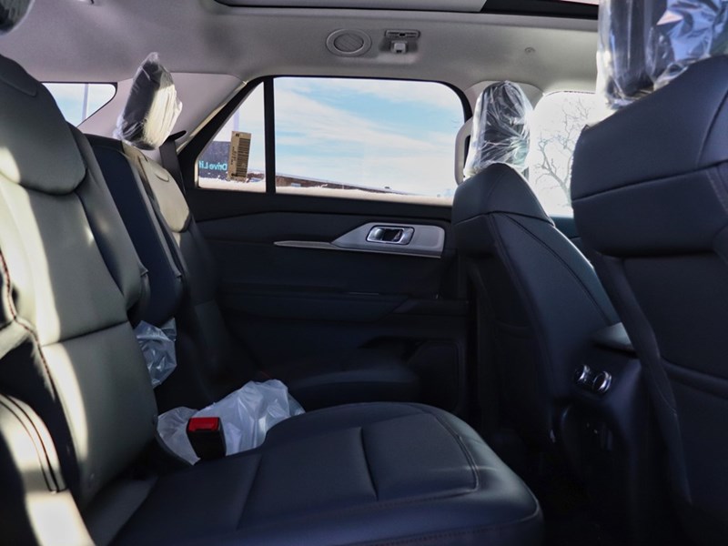 2026 Ford Explorer Active | 4WD | ROOF | COMF PKG | 20s