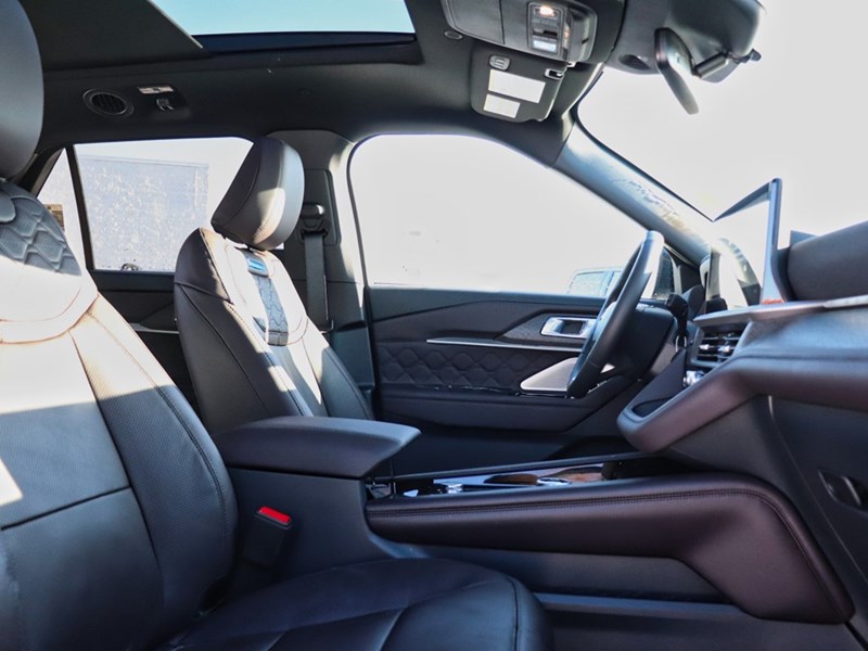 2026 Ford Explorer Platinum | 4WD | LUX LEATHER PKG | LOADED | 21s