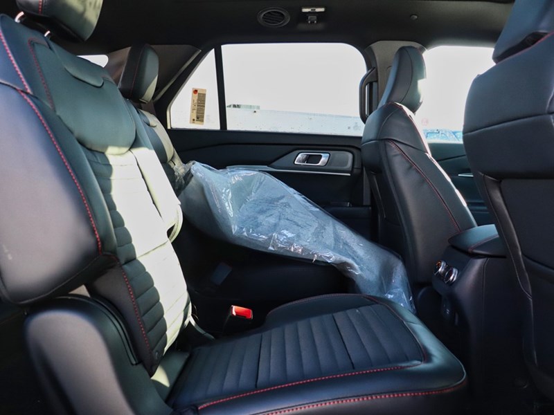 2026 Ford Explorer ST-Line | 4WD | ROOF | PREM PK | STREET PK | 21s