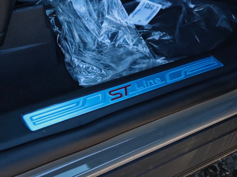 2026 Ford Explorer ST-Line | 4WD| ROOF | PREM PKG | STREET PK | BLU C