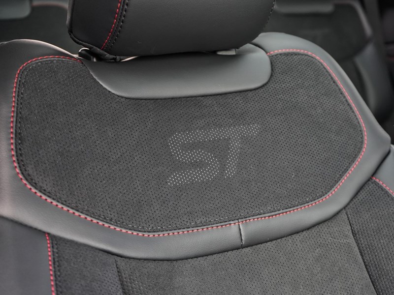 2026 Ford Explorer ST | 4WD | Roof | 360 | Adptv Cruise | B&O | 21S