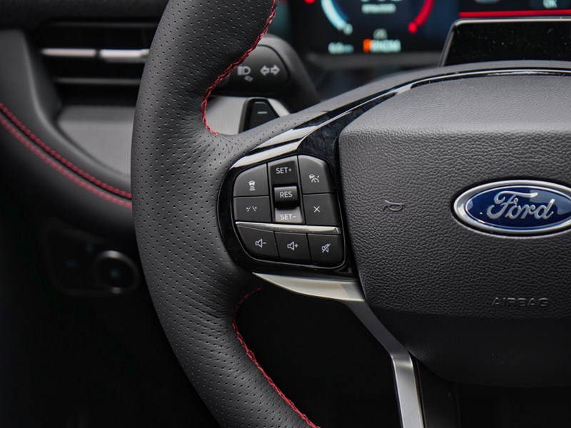 2026 Ford Explorer ST | 4WD | 3.0L | Roof | Tow | 360 | Htd Str Whl