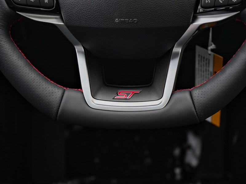 2026 Ford Explorer ST | 4WD | 3.0L | Roof | Tow | 360 | Htd Str Whl