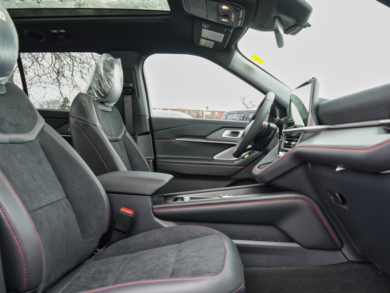 2026 Ford Explorer ST | 4WD | 3.0L | Roof | Tow | 360 | Htd Str Whl