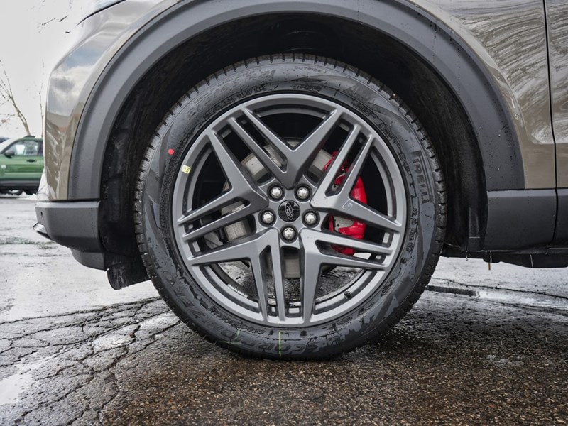 2026 Ford Explorer ST | 4WD | 3.0L | Roof | Tow | 360 | Htd Str Whl