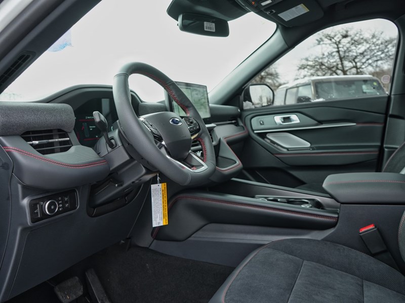 2026 Ford Explorer ST | 4WD | 3.0L | Roof | Tow | 360 | Htd Str Whl