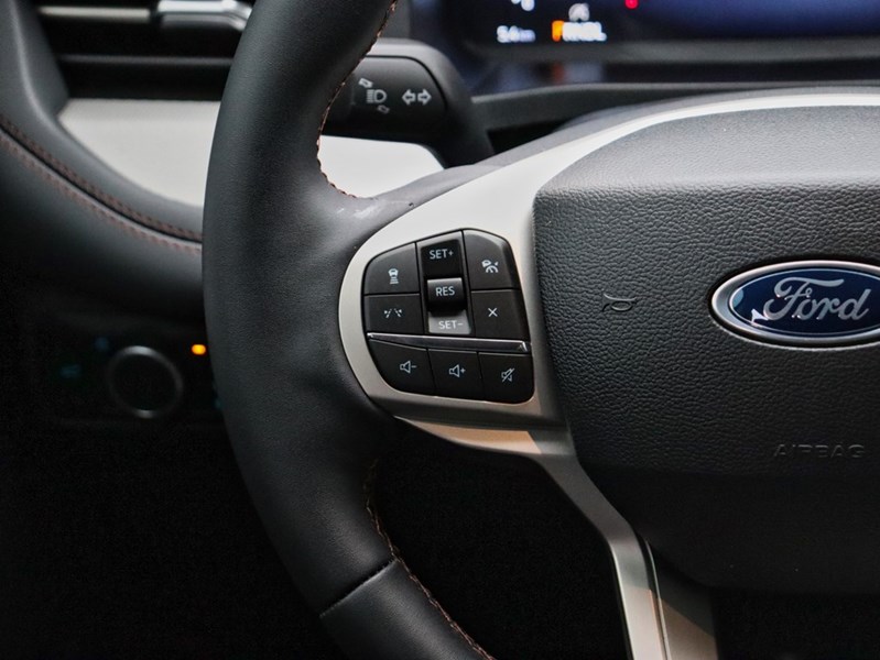 2026 Ford Explorer Active | 4WD | Bench Seat | 7 Pass