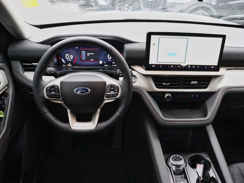 2026 Ford Explorer Active | 4WD | Bench Seat | 7 Pass