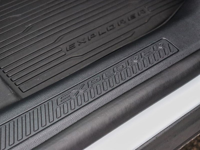 2026 Ford Explorer Active | 4WD | Bench Seat | 7 Pass