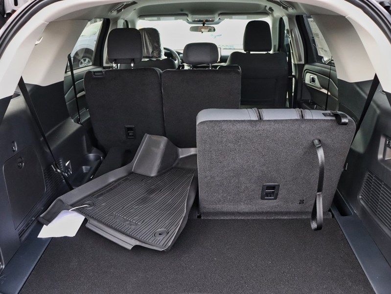 2026 Ford Explorer Active | 4WD | 2.3L | 200A | 2Nd Row Bench